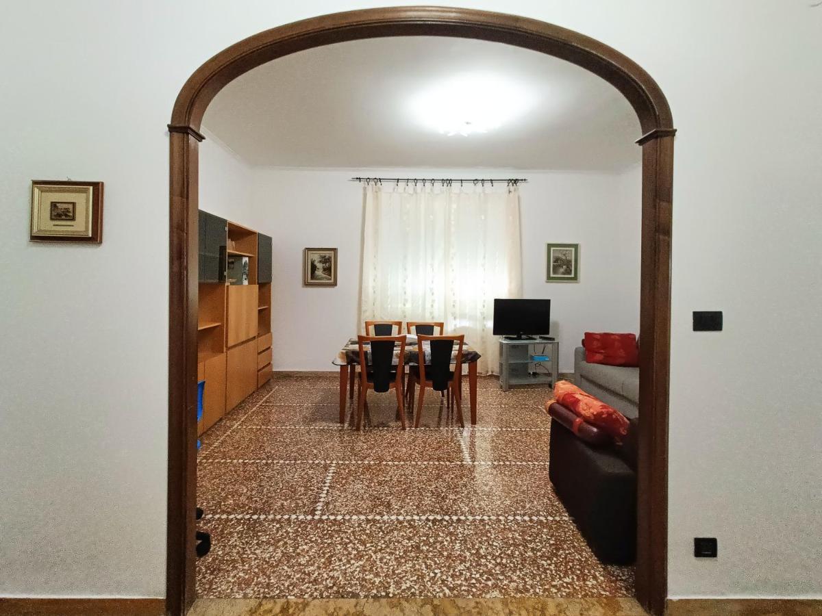 San Martino Appartament Con Parcheggio Privato Janov Exteriér fotografie